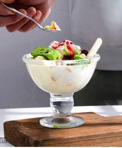 بستنی خوری آیس ویل گرد پاشاباغچه کد 51098 بازار شوش تهران