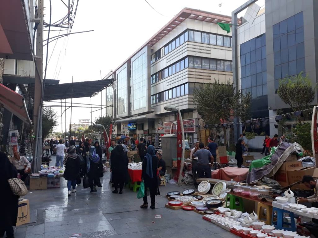 خیابان صابونیان در بازار بلور فروشان